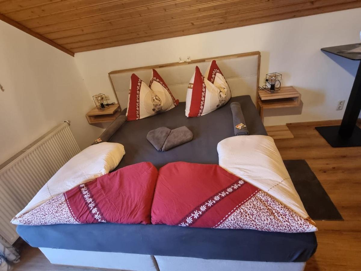 Urlaub Am Bauernhof Bei Familie Steinbrecher บัดมิทแทร์นดอร์ฟ ภายนอก รูปภาพ